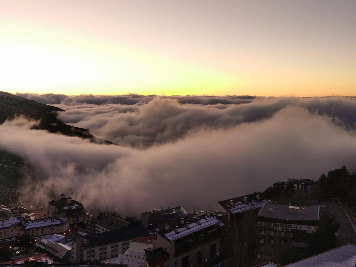 Apartamento Proximo A Pistas Y Plaza Central, Vistas Increibles Apartment Sierra Nevada Luaran gambar
