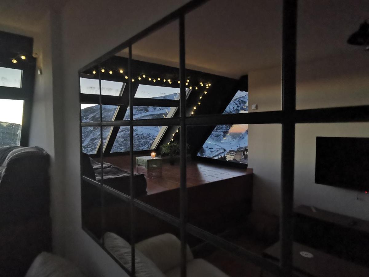 Apartamento Proximo A Pistas Y Plaza Central, Vistas Increibles Apartment Sierra Nevada Luaran gambar